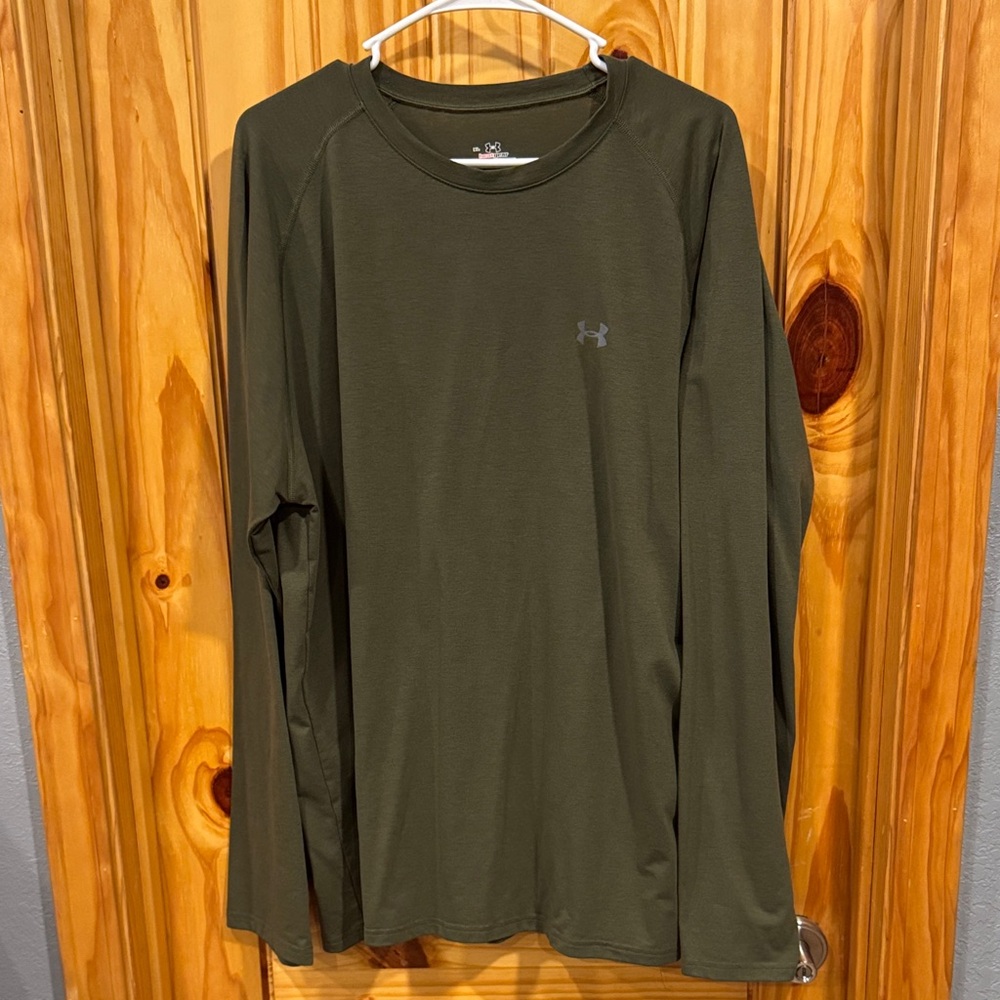 Under Armour Men's Forest Green Long Sleeve Tee